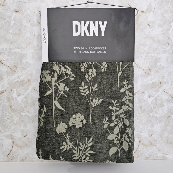 *DKNY 84" Rod Pocket Panels Curtains Wildflowers Botanical Chenille - Picture 1 of 12